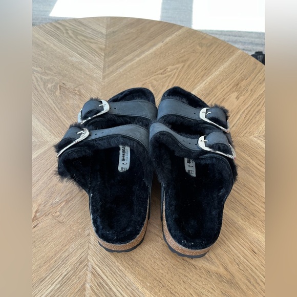 Arizona Big Buckle Shearling
Oiled Leather - Black - Picture 7 of 13